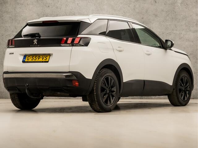 Peugeot 3008 1.2 PureTech Sport (APPLE CARPLAY, GROOT NAVI, LANE ASSIST, GETINT GLAS, SPORTSTOELEN, PARKEERSENSOREN, TREKHAAK, LM VELGEN, NIEUWE APK, NIEUWSTAAT)