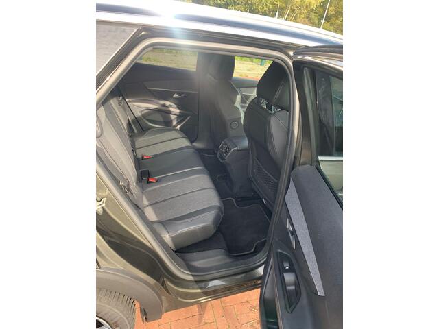 Peugeot 3008 1.6 e-THP GT Line Carplay, Trekhaak, Smetteloos