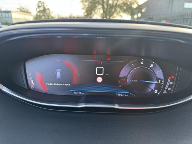 Peugeot 3008 1.2 PureTech Blue Lease Executive Leer/Stoelverw/Clima/Navi