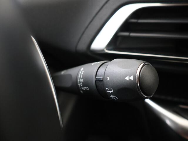 Peugeot 3008 1.6 HYbrid 225 Blue Lease Allure | Trekhaak |