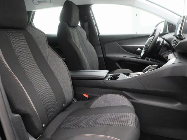 Peugeot 3008 1.2 PureTech 130 PK Automaat Active | CAMERA | CARPLAY