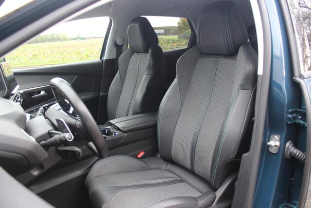 Peugeot 3008 1.6 HYbrid 225 Blue Lease Allure