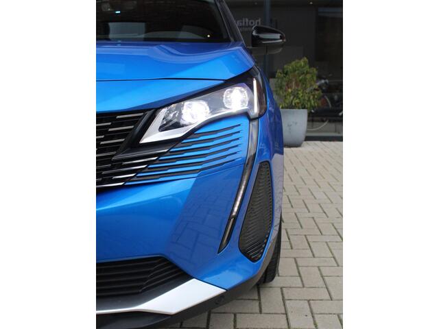 Peugeot 3008 1.6 HYbrid 225PK GT Night Vision, Lederen bekleding, Focal Geluidsinstallatie en Dodehoekbewaking