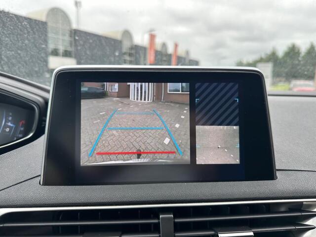 Peugeot 3008 1.2 PureTech Blue Lease Executive | CarPlay | Cruise | Dealer Onderhouden |