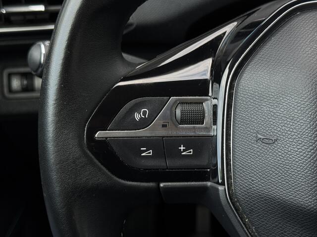 Peugeot 3008 1.2 PureTech Blue Lease Allure GRATIS Afleverpakket! | Afneembare Trekhaak | Voorstoelen Verwarmd | Dodehoek Assistentie |