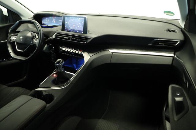 Peugeot 3008 1.2 PureTech Active / Navi / CarPlay / Cruisecontrol / Trekhaak