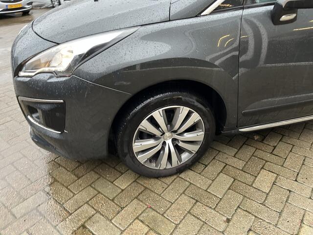 Peugeot 3008 1.2 PureTech Blue Lease Executive HUD / PAno / Half leer / Camera / Clima / Led