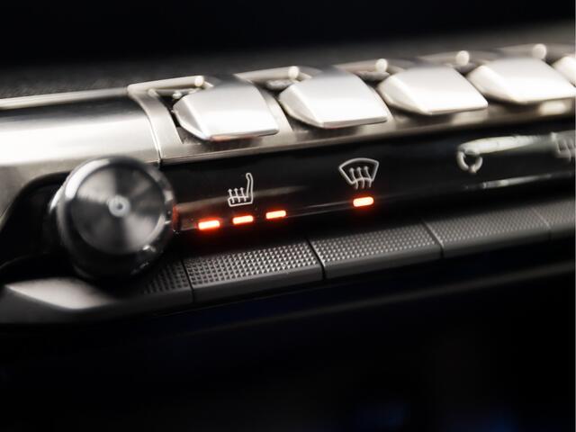 Peugeot 3008 1.2 PureTech Sport Automaat (APPLE CARPLAY, GROOT NAVI, LEDER, STOELVERWARMING, SPORTSTOELEN, LED KOPLAMPEN, CRUISE, KEYLESS, NIEUWSTAAT)