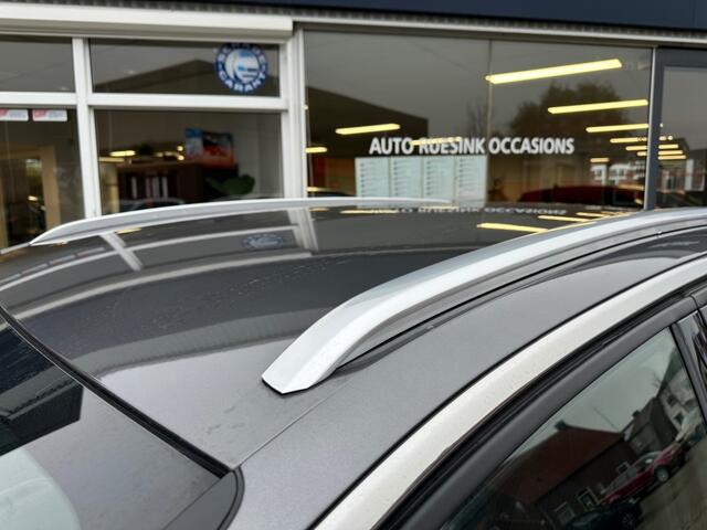 Peugeot 3008 1.6 HYBRID ALLURE