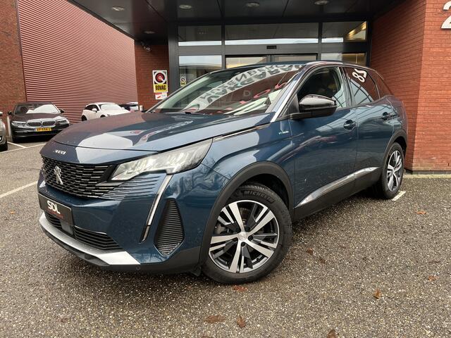 Peugeot 3008 1.6 HYbrid 225 Allure 1e EIGENAAR // DODEHOEK // HALF LEDER // CAMERA+SENSOREN // NAVI+CARPLAY // STOELVERWARMING // CLIMA //