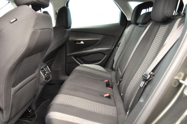 Peugeot 3008 1.2 Active Aut. Navi nw distributie