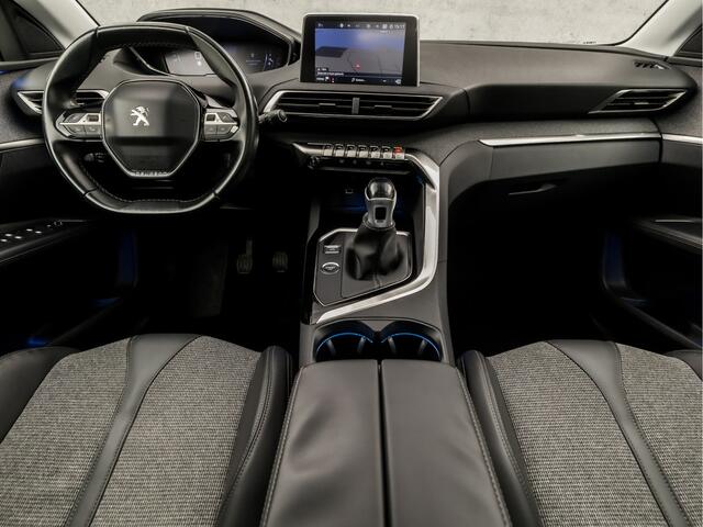 Peugeot 3008 1.2 PureTech Premium Sport (PANORAMADAK, APPLE CARPLAY, GROOT NAVI, LEDER, 360 CAMERA, KEYLESS, SPORTSTOELEN, GETINT GLAS, LED KOPLAMPEN, LANE ASSIST, NIEUWSTAAT)