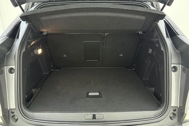 Peugeot 3008 1.2T 130pk GT | Achteruitrijcamera | Parkeersensoren V+A | Cruise & Climate control | Navi | Apple Carplay / Android Auto