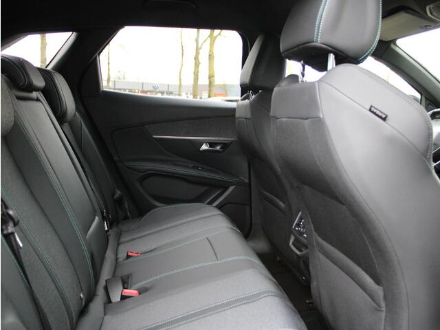 Peugeot 3008 1.6 HYbrid 180 Allure Pack Business | Navi / Camera / Climate