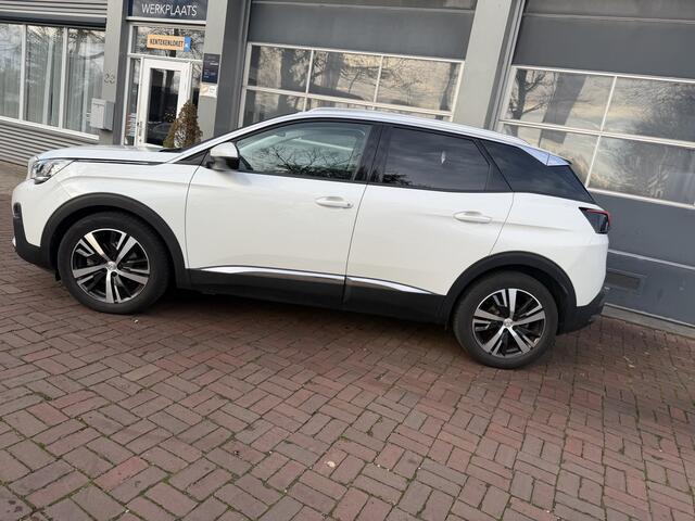 Peugeot 3008 1.2 PureTech Première Automaat Bj 2017 Dealer onderhouden