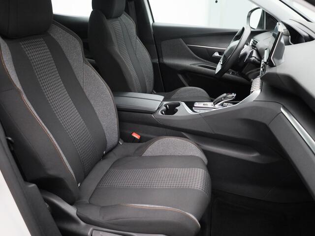 Peugeot 3008 1.2 PureTech 130 PK Automaat Active | NAVI | CARPLAY