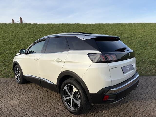 Peugeot 3008 1.6 PureTech GT Alcantara | Massagestoel | Pano | Camera achter | Nightvision