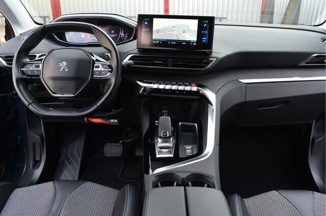 Peugeot 3008 1.2 PureTech Blue Lease Allure O.a; Trekhaak, PDC, Camera, Carplay, LED, Rijklaar, Etc. All-in prijs!