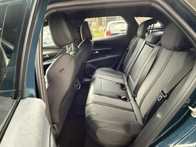 Peugeot 3008 1.6 HYbrid 180 Allure Pack Business | 19 inch | Automaat | Achteruitrijcamera | Navigatiesysteem | Apple carplay | Electronic climate control