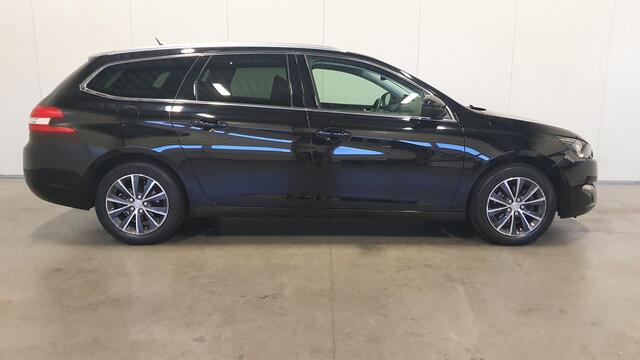 Peugeot 308 SW 1.2 PureTech Blue Lease Premium LED/CAMERA/PANO/NAVI/CRUISE/CLIMA