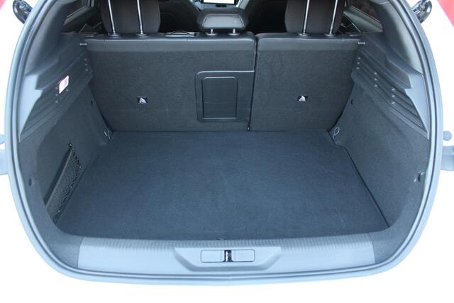 Peugeot 308 1.6 HYbrid 225PK GT PACK BUSINESS | PANORAMISCH SCHUIF/KANTEL DAK | FOCAL AUDIO SYSTEM | LED MATRIX KOPLAMPEN | 360° CAMERA | DRAADLOZE APPLE CARPLAY/ANDROID AUTO | DRAADLOZE TELEFOONLADER | ELEKTRISCH BEDIENBARE BESTUURDERSSTOEL | LEDEREN BEKLEDING | STO