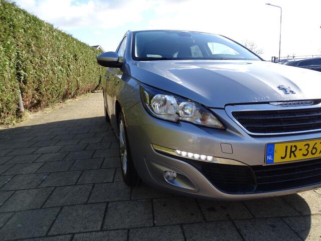 Peugeot 308 1.2 STYLE 131 Pk -Automaat-Navi-Cruise-Pdc-Media app-Usb-Blth