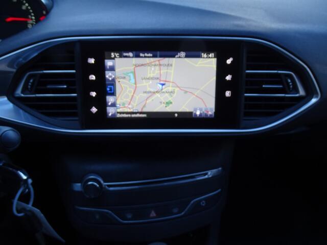 Peugeot 308 1.2 STYLE 131 Pk -Automaat-Navi-Cruise-Pdc-Media app-Usb-Blth