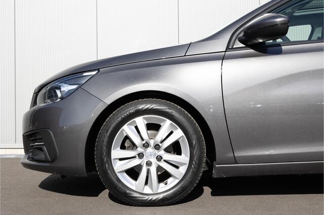 Peugeot 308 1.2 PureTech Blue Lease Executive