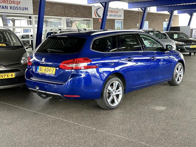 Peugeot 308 SW 1.2 PureTech Blue Lease Premium Automaat | Pano | Trekhaak | Carplay | NAP