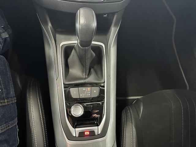 Peugeot 308 SW 1.2 PureTech Blue Lease Premium Automaat | Pano | Trekhaak | Carplay | NAP