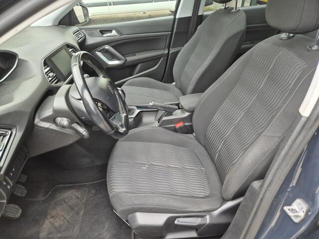 Peugeot 308 1.2 PureT.Blue Lion