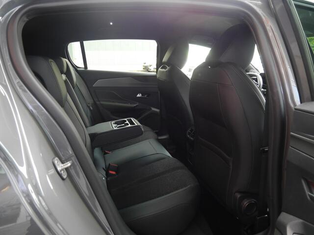 Peugeot 308 1.2 Hybrid 136 e-DCS6 GT | Nieuwe auto | Automaat | Keyless entry & start | Led verlichting | 18 inch Lichtmetalen velgen | Navigatie | Adaptive cruise control | Rondom camera | Regensensor