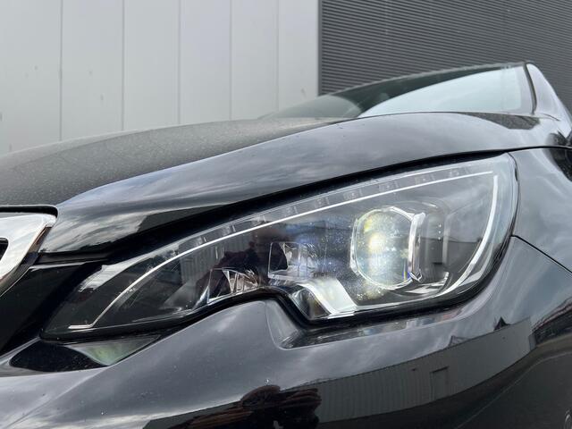 Peugeot 308 SW 1.2 130pk Automaat GT-Line/ Adaptive/Virtual/Leder/Cam./Full-Led/18"