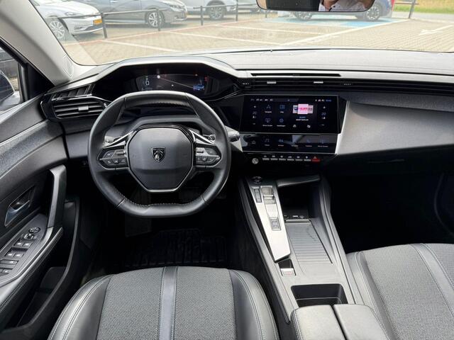 Peugeot 308 1.2 PureTech Allure Pack Business *Trekhaak*