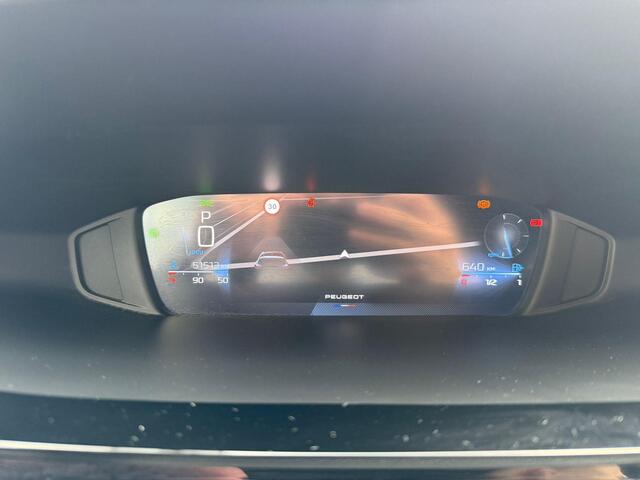 Peugeot 308 1.2 PureTech Allure Pack Business *Trekhaak*