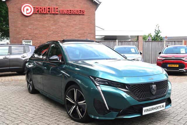 Peugeot 308 SW 1.6 Plug-in Hybrid 180 *** GT *** Open Schuifdak * Navigatie * Stoel- en Stuurverwarmiing * Massage AGR Stoelen * Trekhaak * Vingerhoets; Vierde Generatie Eersteklas Service. Al meer dan 100 jaar........