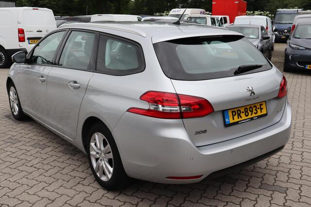 Peugeot 308 1.6 BlueHDi Allure Navigatie, Cruise control, Lichtmetalen wielen, Parkeersensoren