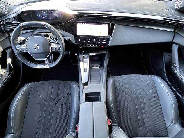 Peugeot 308 1.6 Plug-in Hybrid 180 GT Automaat / Dealer onderhouden / Trekgewicht 1.500kg / Navigatie / Adapt. CC / Camera 360° / Apple Carplay Android / 18" LM wielen /