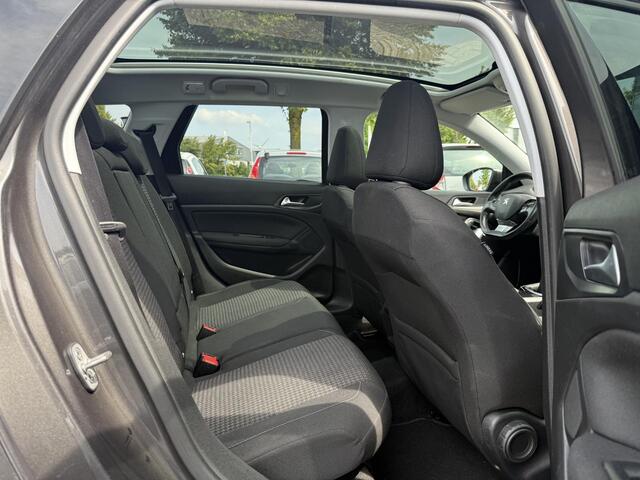 Peugeot 308 SW 1.2 PureTech Blue Lease Executive 2e Eigenaar,Pano,110pk,Navi,Dealer Onderhouden,Clima,Cruise,Pdc V+A,Lm velgen,Apk tot 12-2025