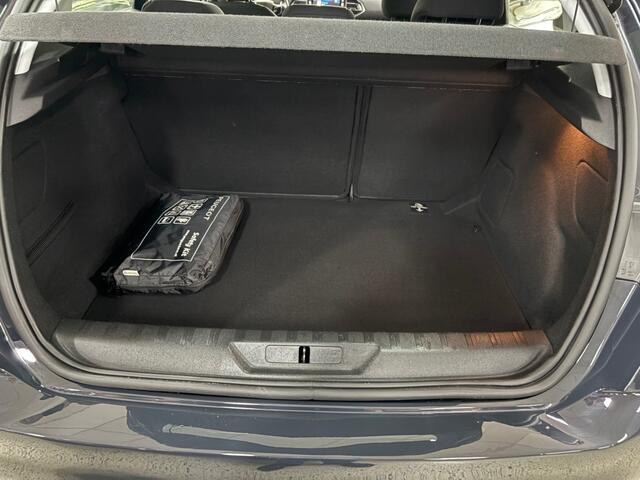 Peugeot 308 1.2 PURETECH ACTIVE / CLIMATRONIC / CRUISE / LED / PDC / USB