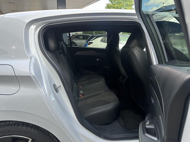 Peugeot 308 1.2 PureTech GT Automaat Leder/Alcantara/Camera/ECC.