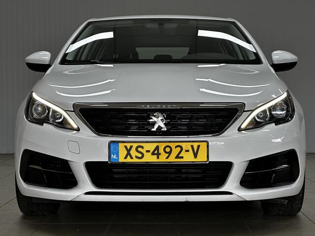 Peugeot 308 1.5 BlueHDi/ Facelift!/ 131pk!/ Apple + Android/ Navi/ Airco/ Cruise/ Elek. pakket/ Isofix/ Bluetooth/ Armsteun/ Multi. LEDER. Stuur/ Getint glas/ LED Dagrijverl.