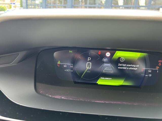 Peugeot 308 SW 1.2 Hybrid 145 PK GT Automaat | Alcantara Massage Stoelen | Navigatie | Digitaal Dashboard | 360 Graden Camera | Adaptieve Cruise Control | Dode Hoek detectie | Keyless Entry | Handsfree Kofferklep | Stoelverwarming | Alcantara Interieur | 18" PORTLAND