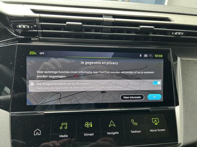 Peugeot 308 SW 1.2 Hybrid 145 PK GT Automaat | Alcantara Massage Stoelen | Navigatie | Digitaal Dashboard | 360 Graden Camera | Adaptieve Cruise Control | Dode Hoek detectie | Keyless Entry | Handsfree Kofferklep | Stoelverwarming | Alcantara Interieur | 18" PORTLAND