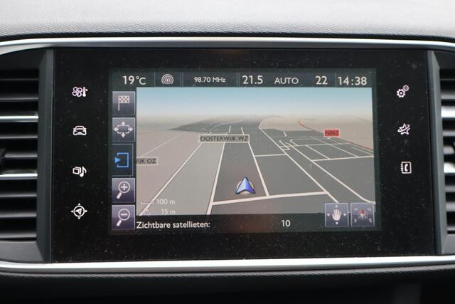 Peugeot 308 SW 1.2 PureTech Blue Lease GT-line Navigatie, Climate control, Cruise control, Panoramadak