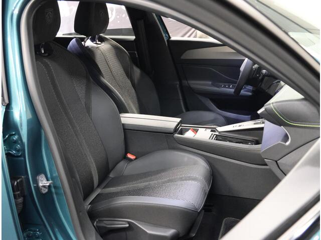 Peugeot 308 SW 1.6 Plug-in Hybrid 180PK GT | AppleCarPlay/AndroidAuto | 18"LMV | Navigatie | Adaptive Cruise Control | Climate Control | 360'Camera | Keyless entry | Privacy Glass | Isofix | Elektrische AchterKlep