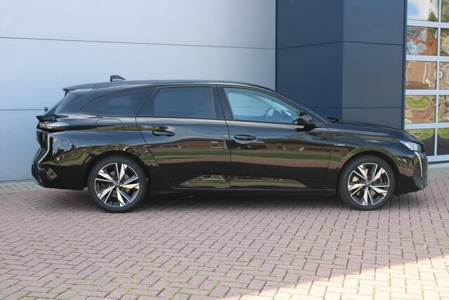 Peugeot 308 SW 1.6 Plug-in Hybrid 180 Allure ADAPTIEVE CRUISE - NAVIGATIE - 2 LAADKABELS