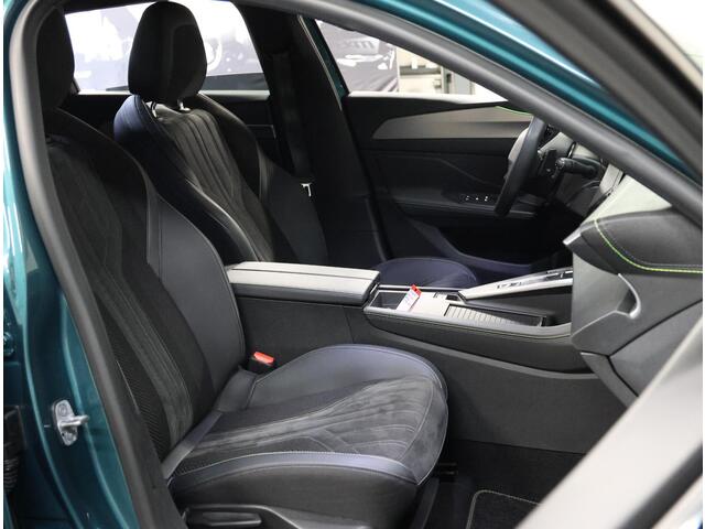 Peugeot 308 SW 1.2 130PK GT | AppleCarPlay/AndroidAuto | 18"LMV | Navigatie | Adaptive Cruise Control | Climate Control | Camera | Keyless entry | Alcantara/Leer | Privacy Glass | Isofix | Trekhaak |