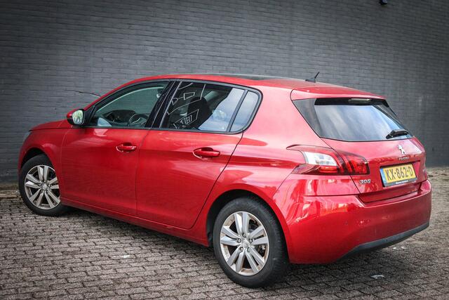 Peugeot 308 1.2 PureTech Blue Lease Executive Net binnen; Jouw droomauto?