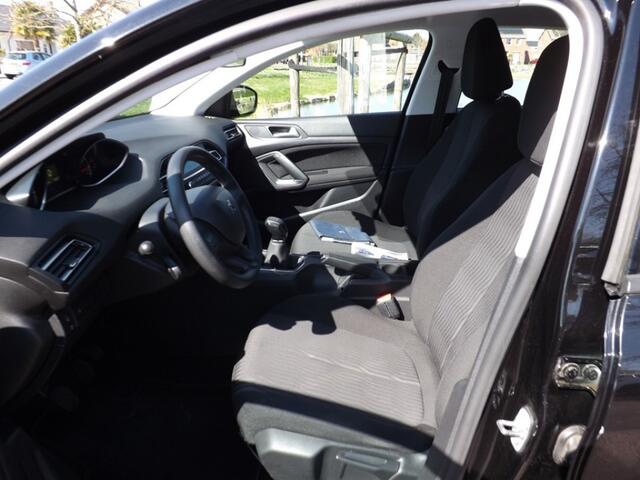 Peugeot 308 1.2 PURETECH ACCESS